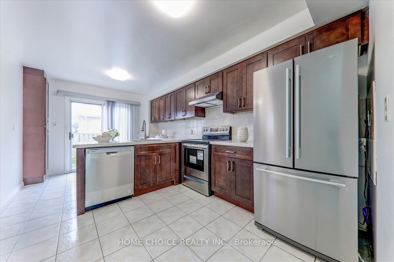 105 Empringham Dr, Toronto, ON M1B4A6 | 3 Bedroom 3 Bathroom Detached House | Image 14