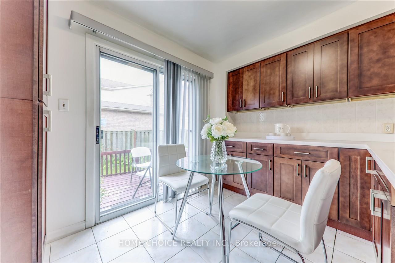 105 Empringham Dr, Toronto, ON M1B4A6 | 3 Bedroom 3 Bathroom Detached House | Image 16