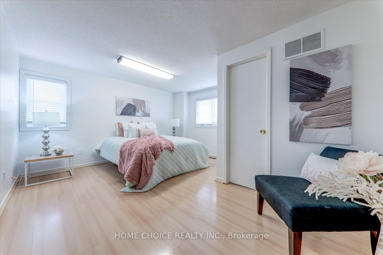 105 Empringham Dr, Toronto, ON M1B4A6 | 3 Bedroom 3 Bathroom Detached House | Image 19