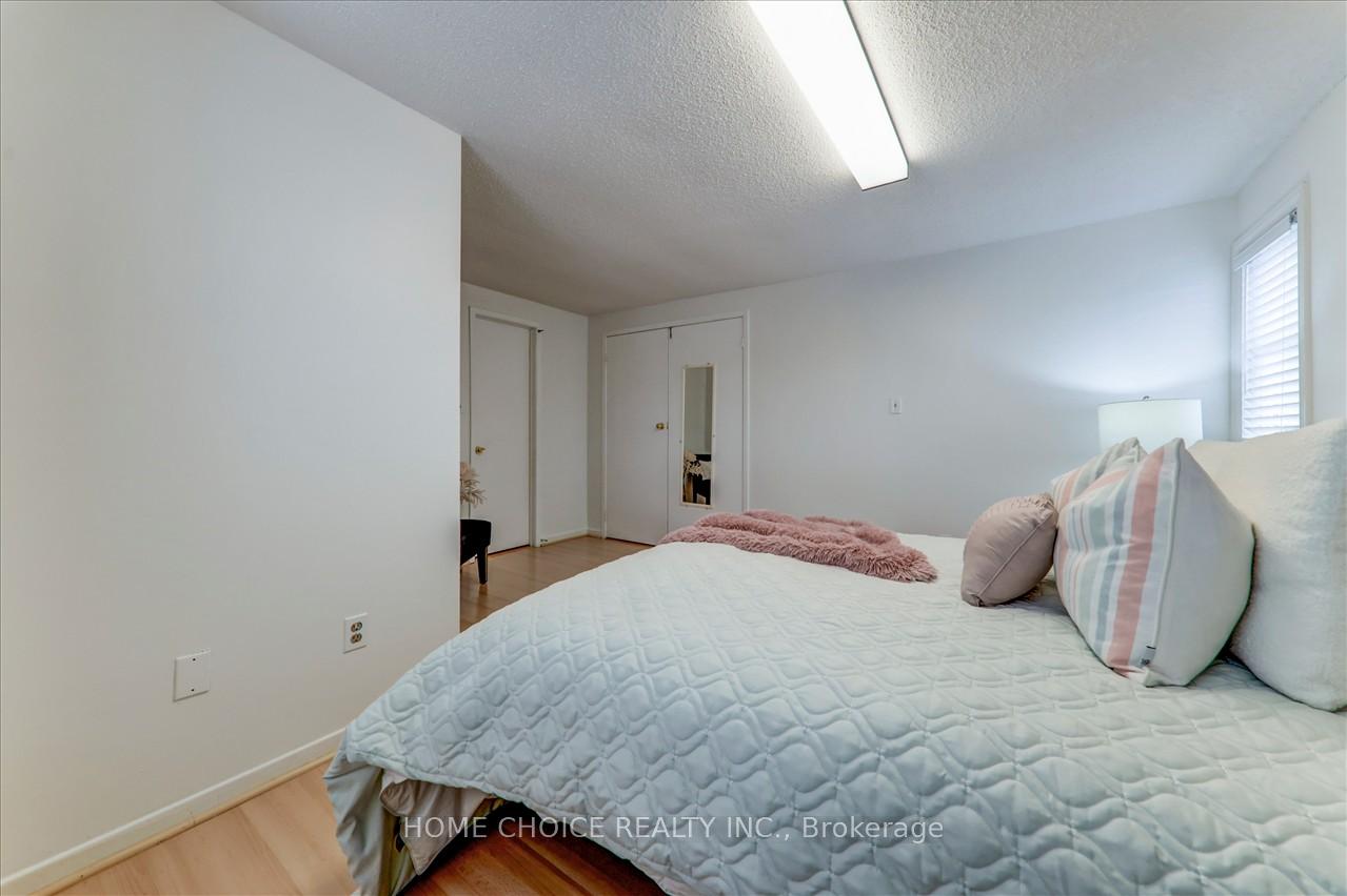 105 Empringham Dr, Toronto, ON M1B4A6 | 3 Bedroom 3 Bathroom Detached House | Image 21