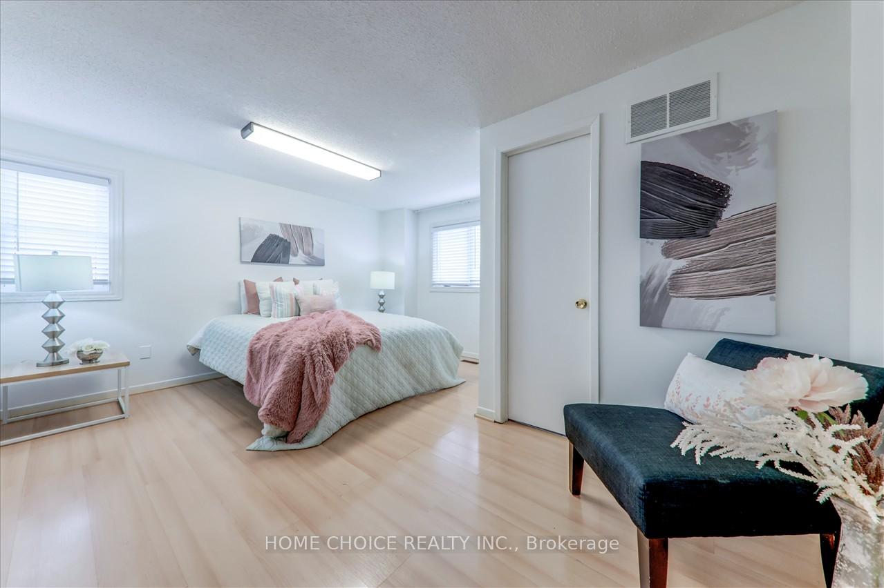 105 Empringham Dr, Toronto, ON M1B4A6 | 3 Bedroom 3 Bathroom Detached House | Image 23