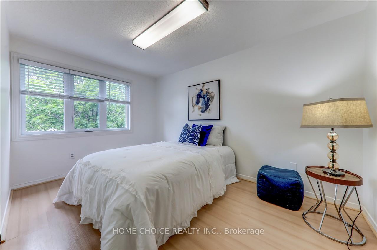 105 Empringham Dr, Toronto, ON M1B4A6 | 3 Bedroom 3 Bathroom Detached House | Image 24