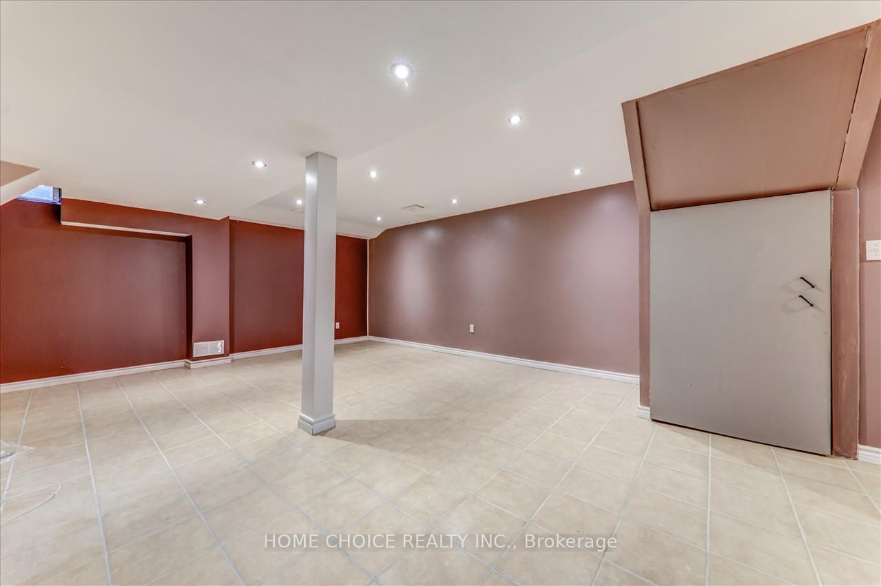 105 Empringham Dr, Toronto, ON M1B4A6 | 3 Bedroom 3 Bathroom Detached House | Image 31