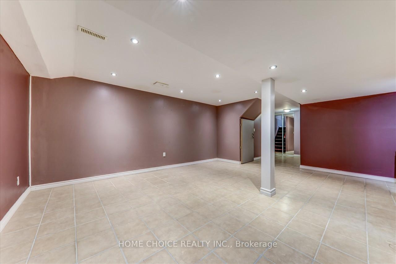 105 Empringham Dr, Toronto, ON M1B4A6 | 3 Bedroom 3 Bathroom Detached House | Image 32