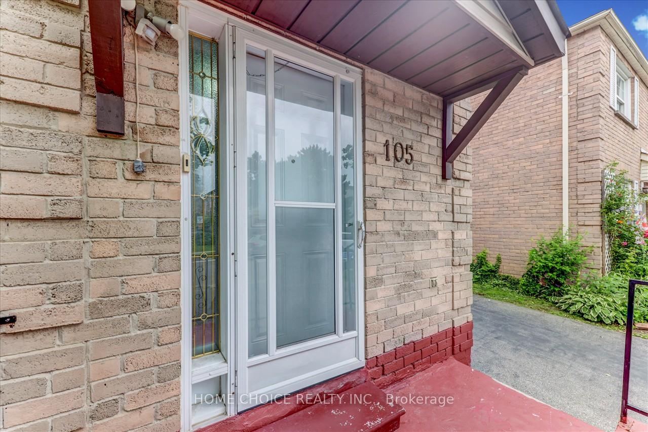 105 Empringham Dr, Toronto, ON M1B4A6 | 3 Bedroom 3 Bathroom Detached House | Image 6