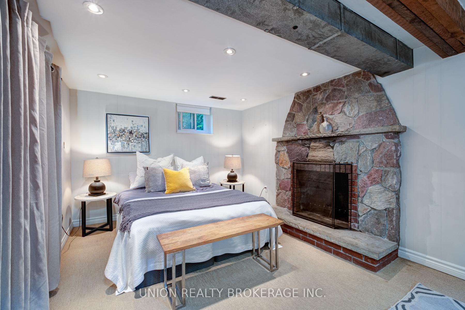 49 Red Deer Ave, Toronto, ON M1N2Z2 | 2 Bedroom 1 Bathroom Detached House | Image 16