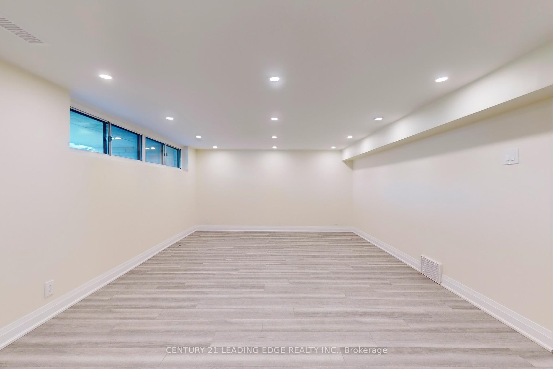 76 Gooderham Dr, Toronto, ON M1R3G7 | 3 Bedroom 2 Bathroom Detached House | Image 26