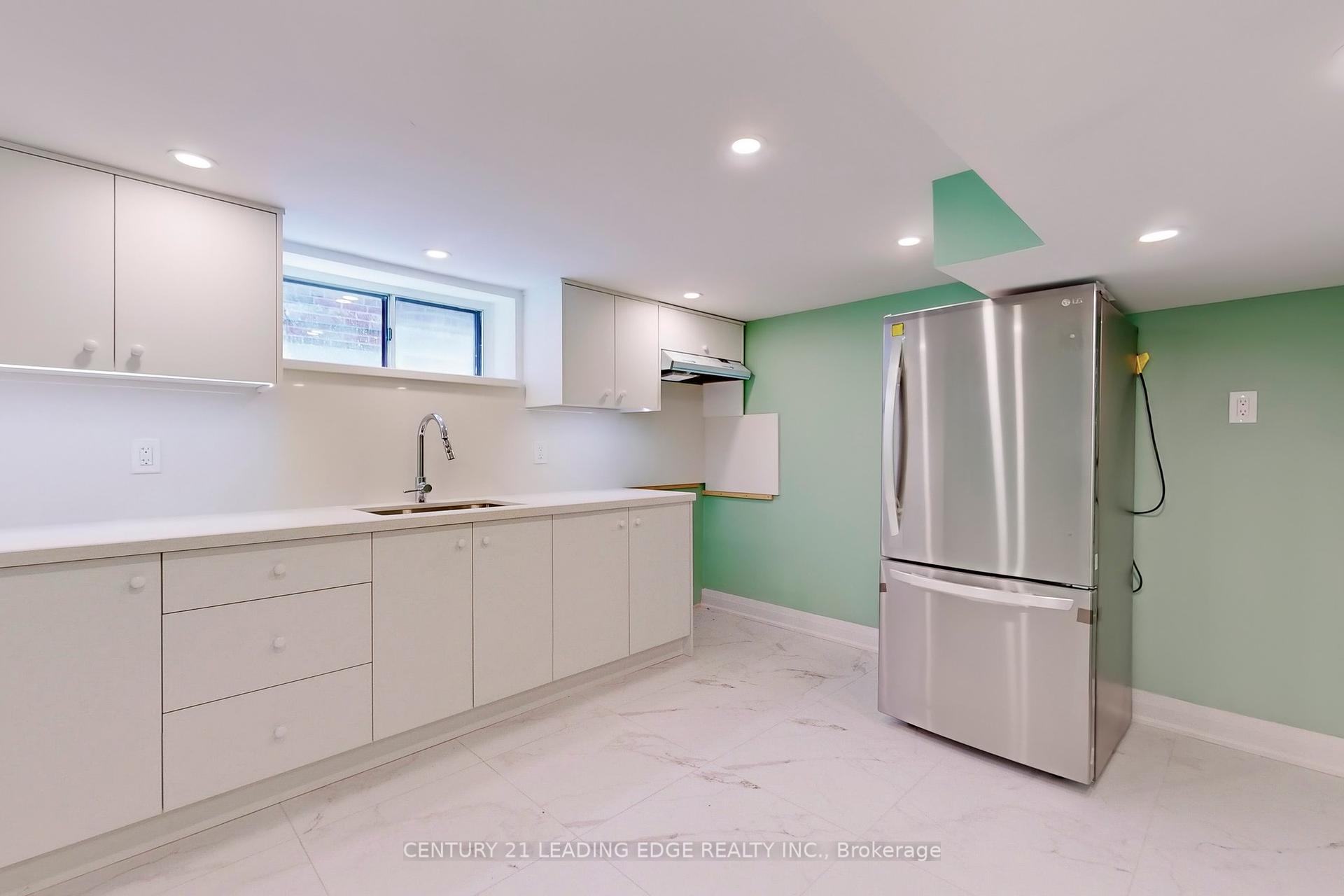 76 Gooderham Dr, Toronto, ON M1R3G7 | 3 Bedroom 2 Bathroom Detached House | Image 27