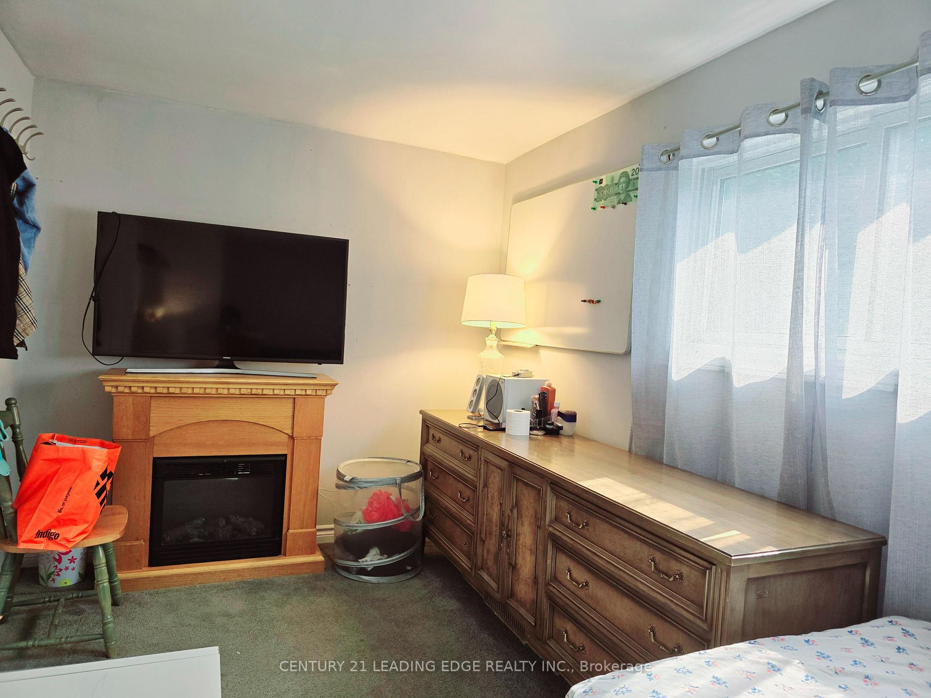 7 Whispering Willow Ptwy, Toronto, ON M1B4A8 | 3 Bedroom 2 Bathroom Detached House | Image 14