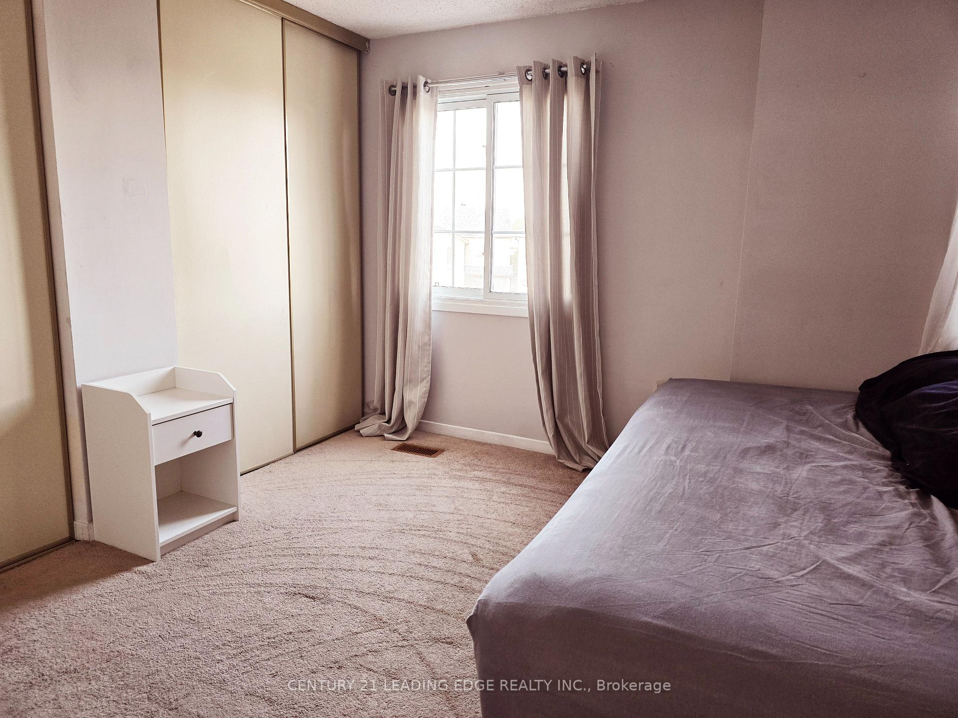 7 Whispering Willow Ptwy, Toronto, ON M1B4A8 | 3 Bedroom 2 Bathroom Detached House | Image 15