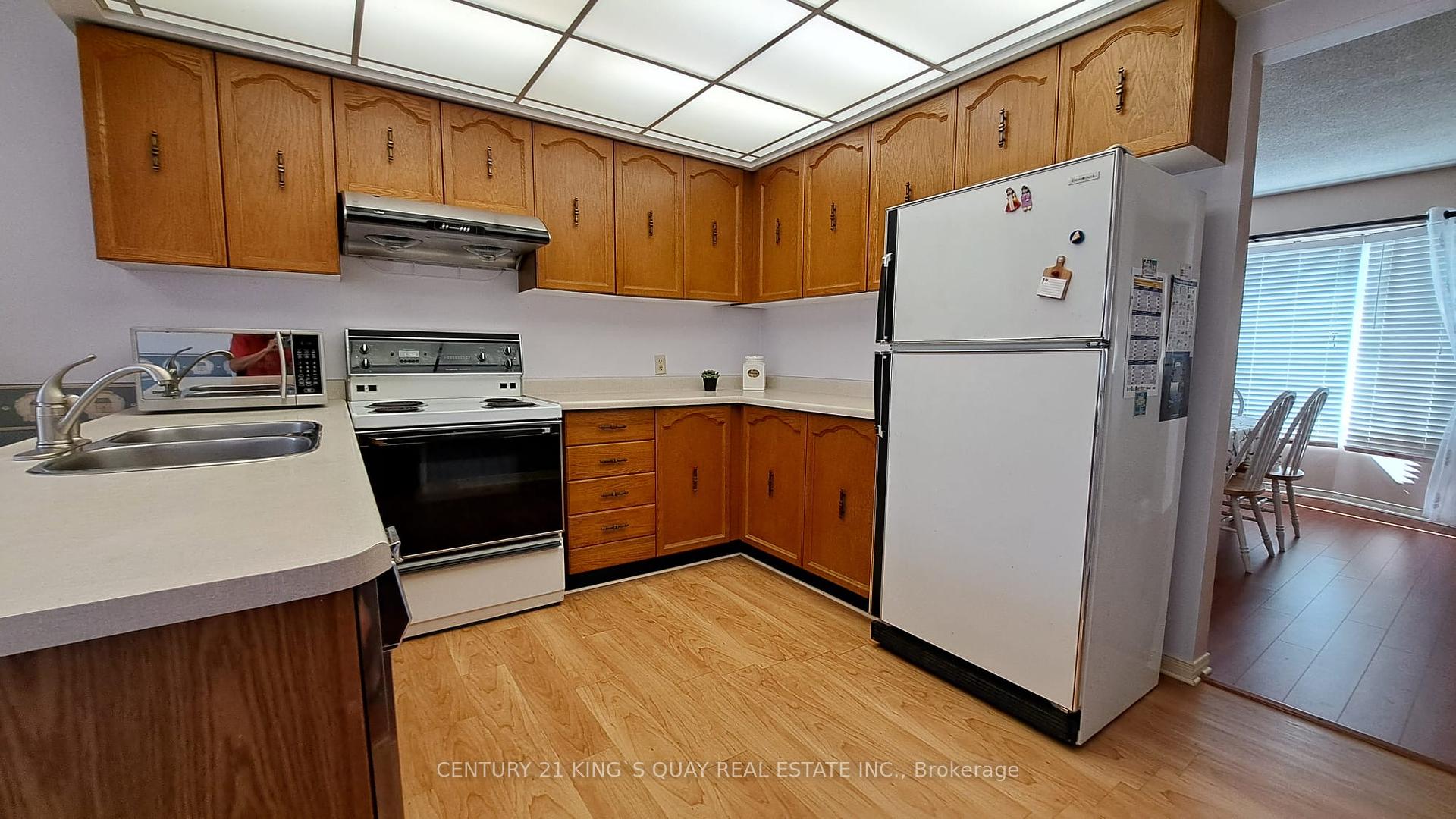 79 Elmfield Cres, Toronto, ON M1V2Y5 | 4 Bedroom 3 Bathroom Detached House | Image 7