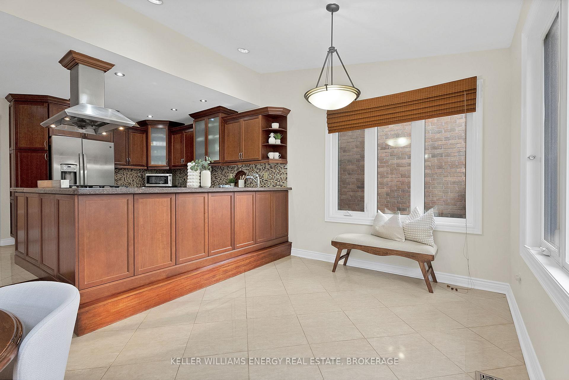 36 Evenwood Ave, Toronto, ON M1C4T8 | 4 Bedroom 5 Bathroom Detached House | Image 10