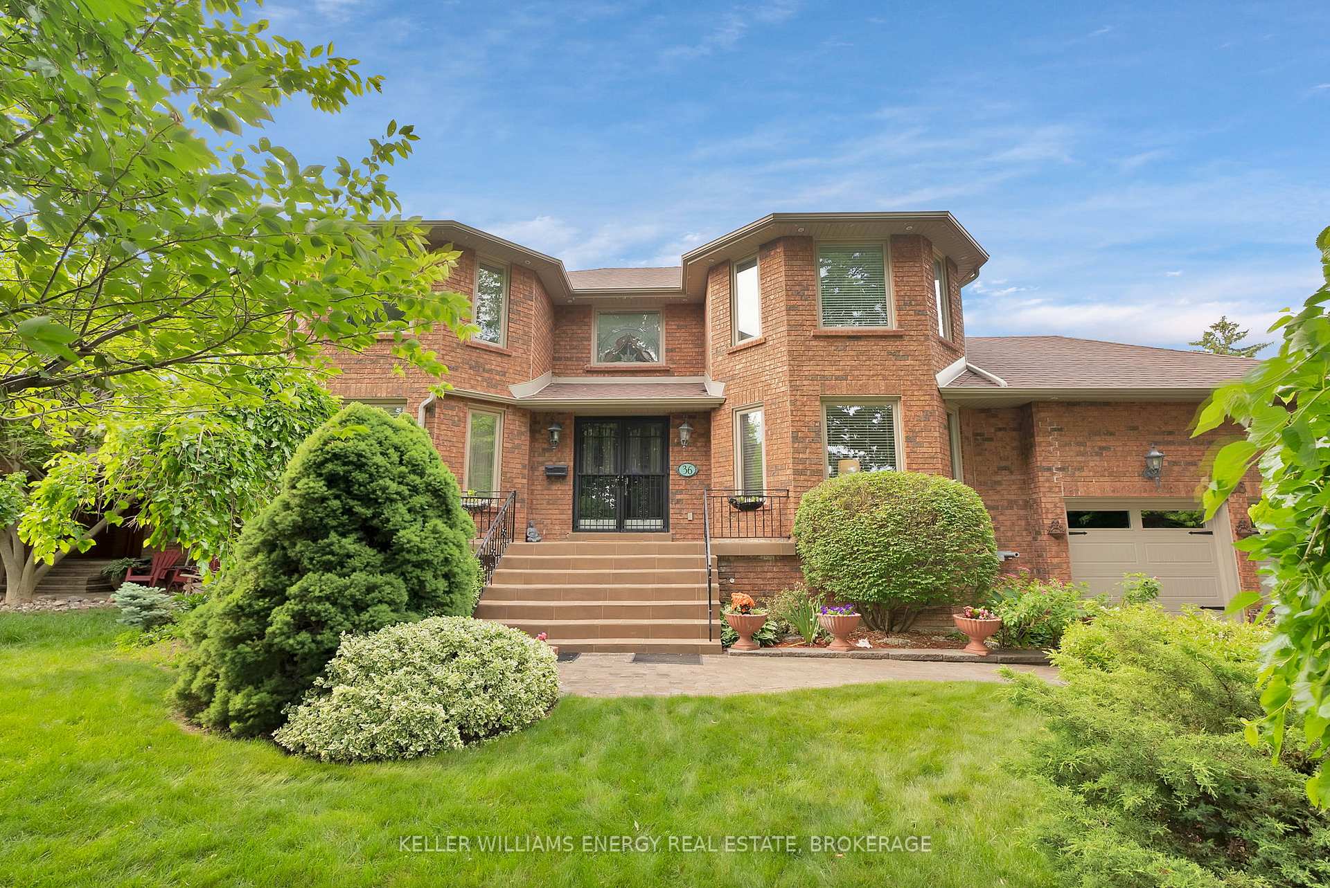 36 Evenwood Ave, Toronto, ON M1C4T8 | 4 Bedroom 5 Bathroom Detached House | Image 2