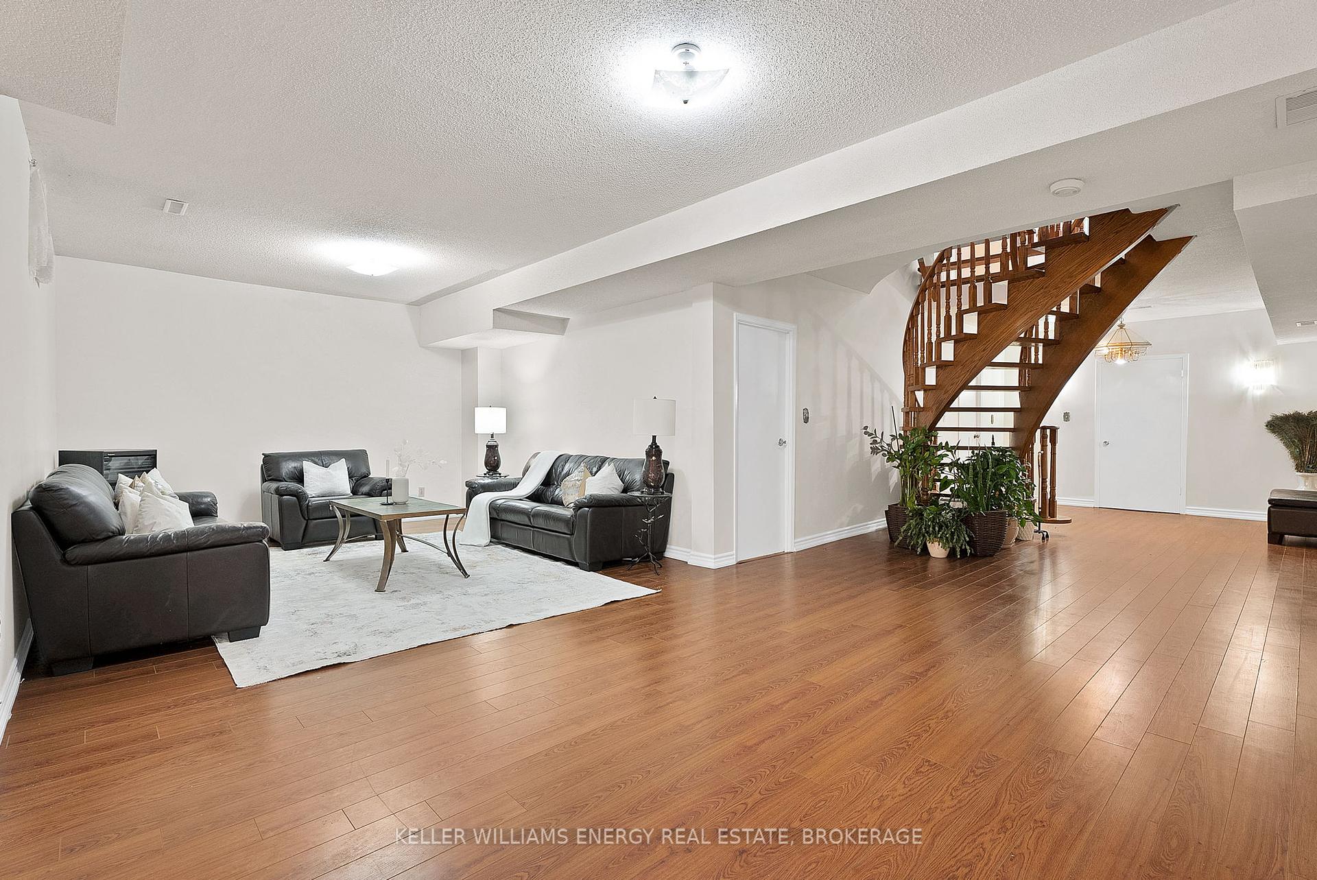 36 Evenwood Ave, Toronto, ON M1C4T8 | 4 Bedroom 5 Bathroom Detached House | Image 30