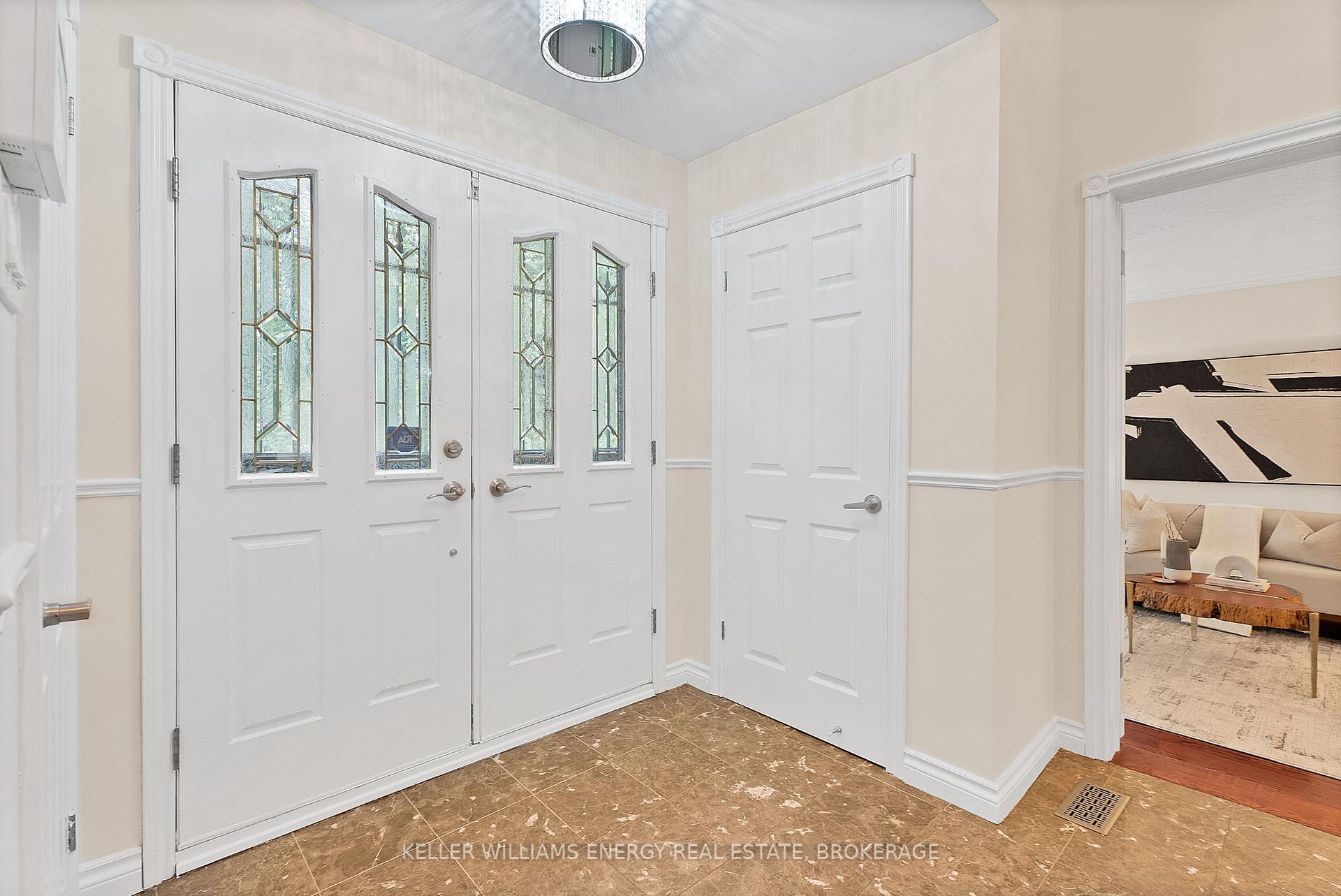 36 Evenwood Ave, Toronto, ON M1C4T8 | 4 Bedroom 5 Bathroom Detached House | Image 4