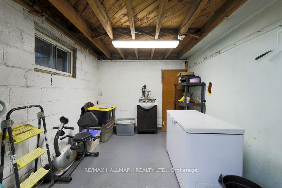 77 Mcintosh St, Toronto, ON M1N3Y6 | 3 Bedroom 2 Bathroom Detached House | Image 15