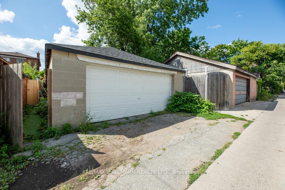 77 Mcintosh St, Toronto, ON M1N3Y6 | 3 Bedroom 2 Bathroom Detached House | Image 23