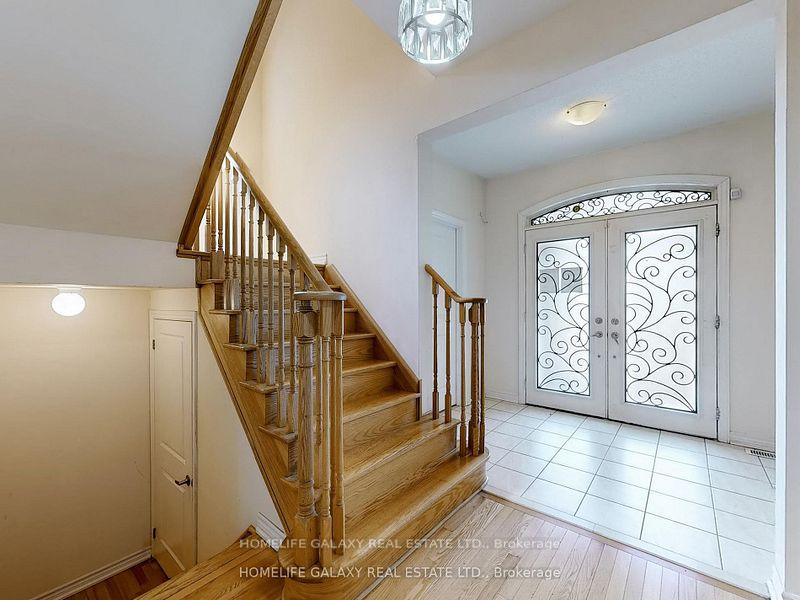 27 Neelands Cres, Toronto, ON M1E0B6 | 4 Bedroom 4 Bathroom Detached House | Image 16