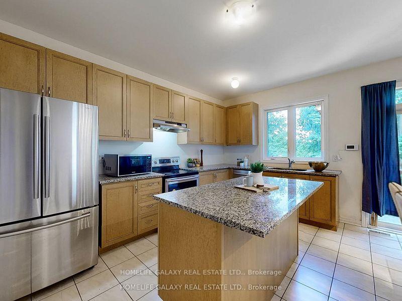 27 Neelands Cres, Toronto, ON M1E0B6 | 4 Bedroom 4 Bathroom Detached House | Image 9