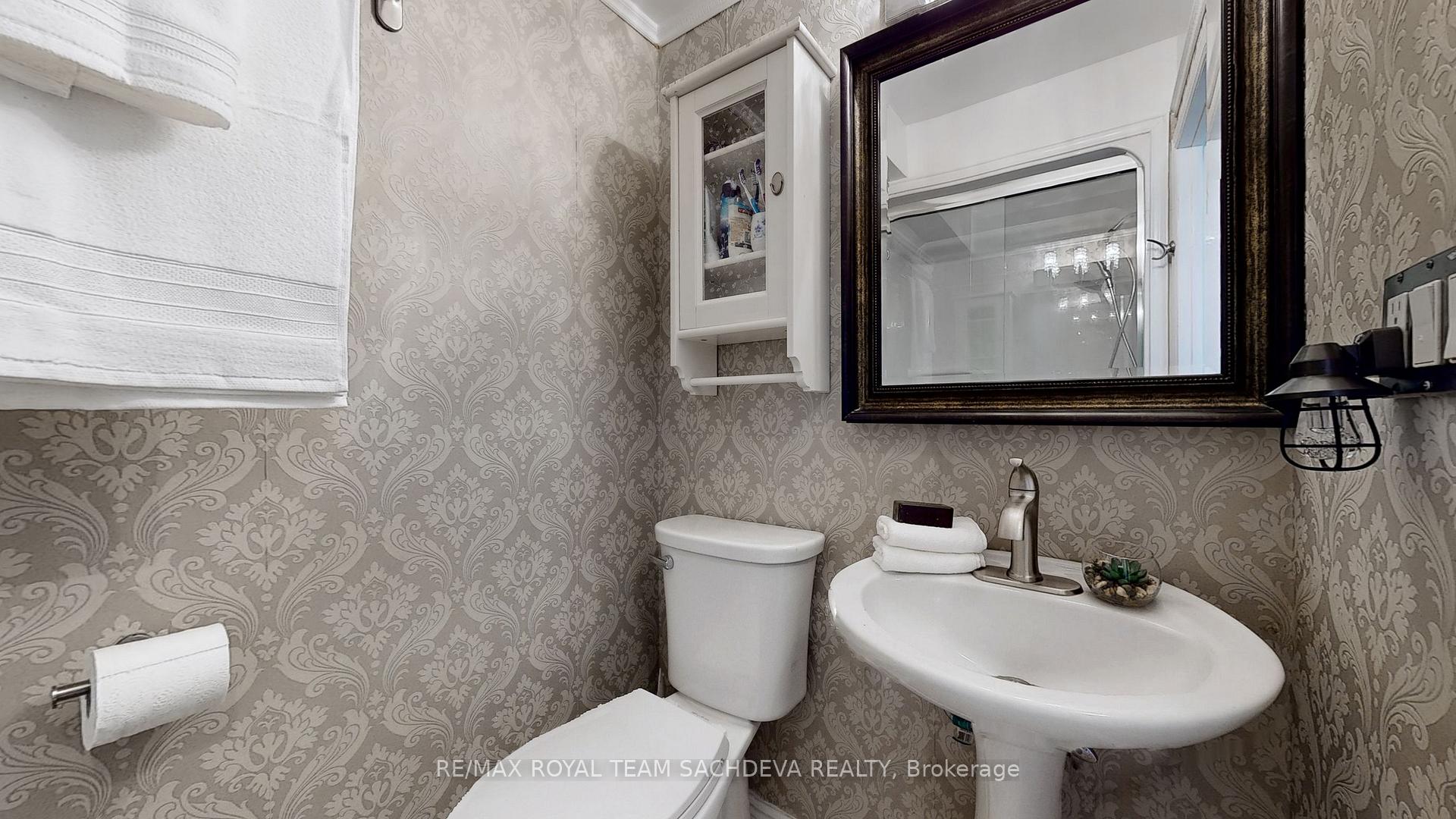 224 Beechgrove Dr, Toronto, ON M1E3Z5 | 4 Bedroom 2 Bathroom Detached House | Image 24