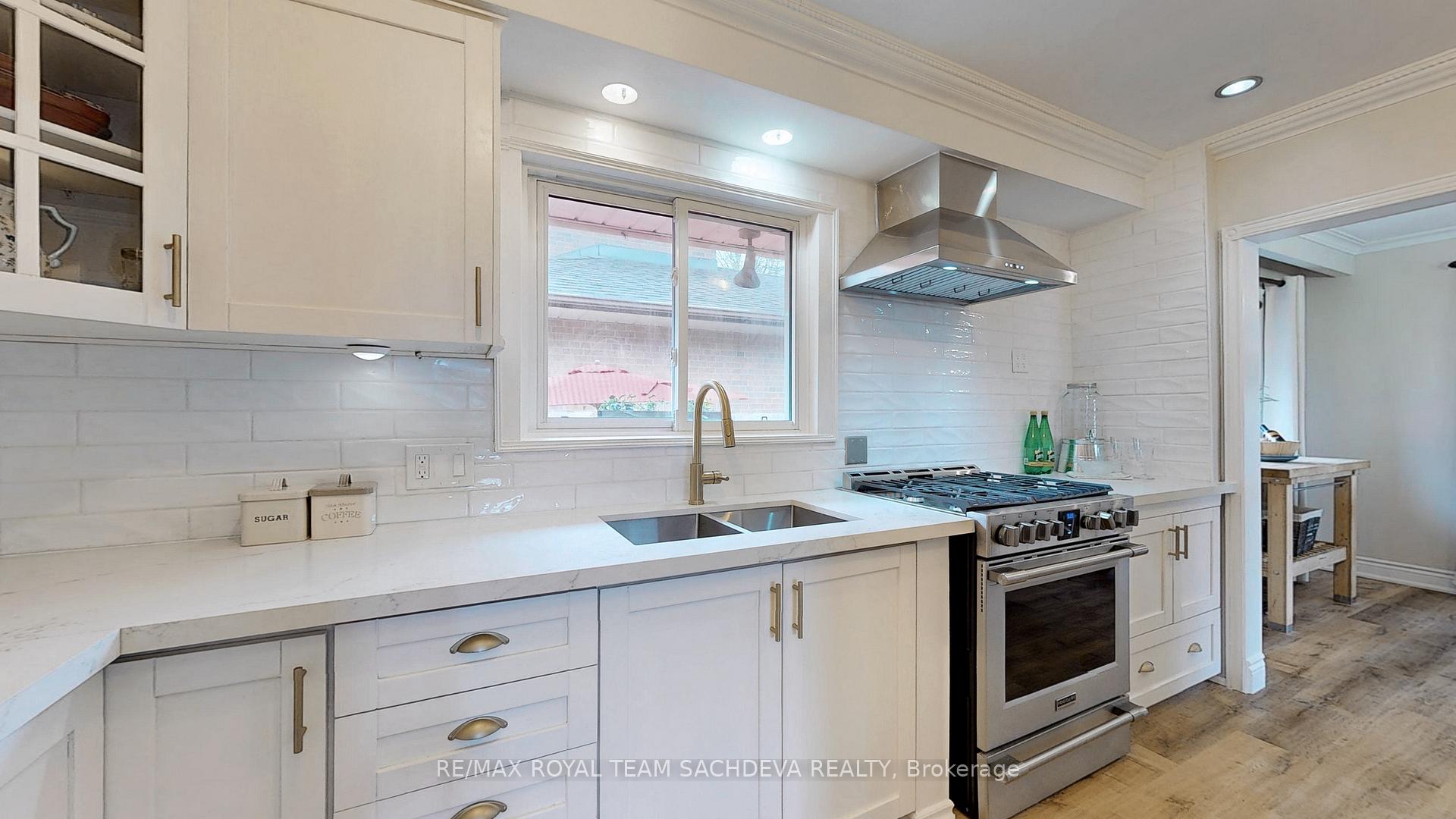 224 Beechgrove Dr, Toronto, ON M1E3Z5 | 4 Bedroom 2 Bathroom Detached House | Image 7