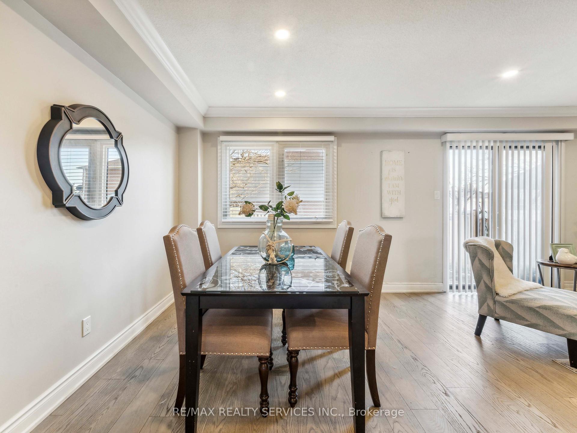 5 New Forest Sq, Toronto, ON M1V2Z6 | 4 Bedroom 3 Bathroom Detached House | Image 6
