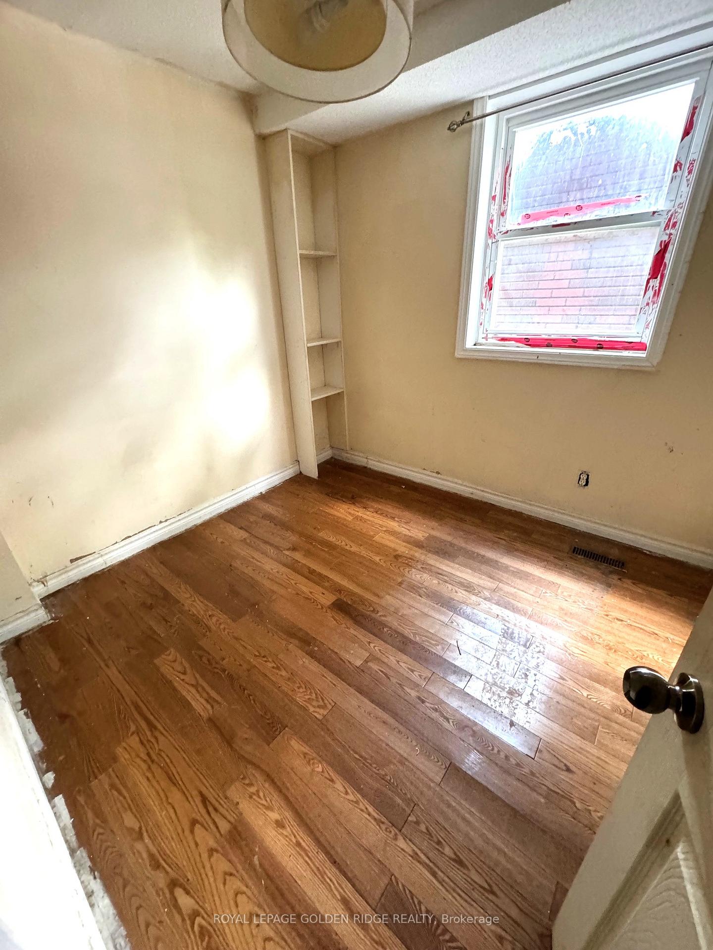 159 Eastwood Ave, Toronto, ON M1N3H5 | 3 Bedroom 3 Bathroom Detached House | Image 2