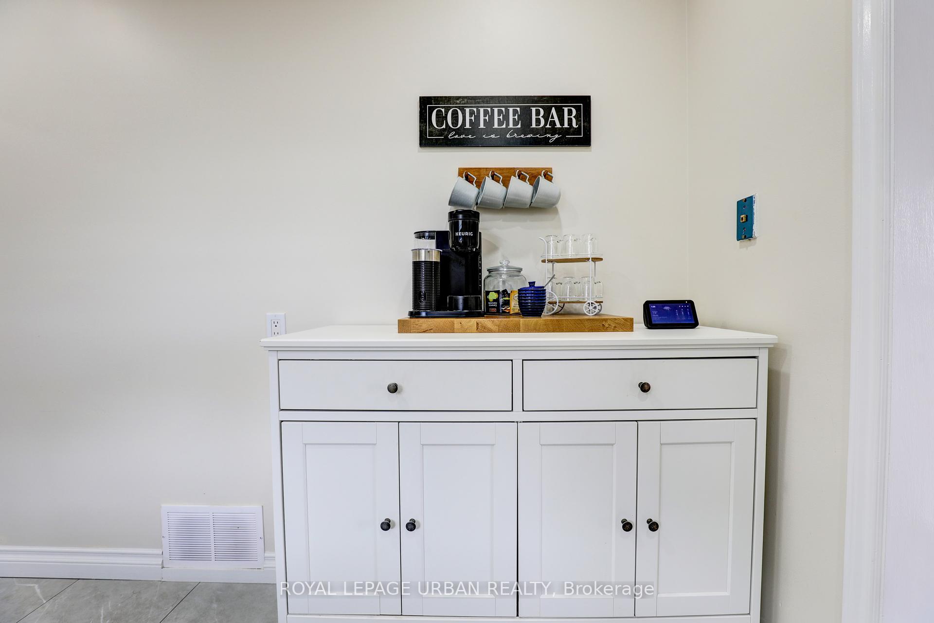 21 White Abbey Park, Toronto, ON M1R4R3 | 3 Bedroom 2 Bathroom Detached House | Image 14