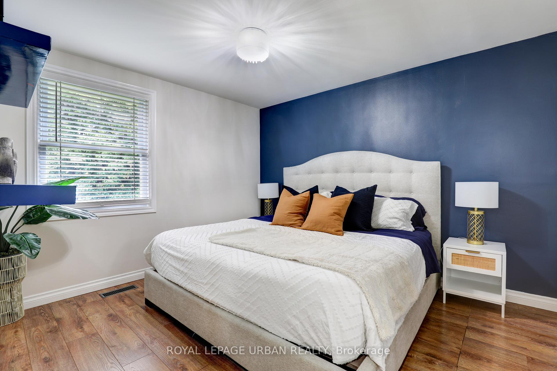 21 White Abbey Park, Toronto, ON M1R4R3 | 3 Bedroom 2 Bathroom Detached House | Image 20