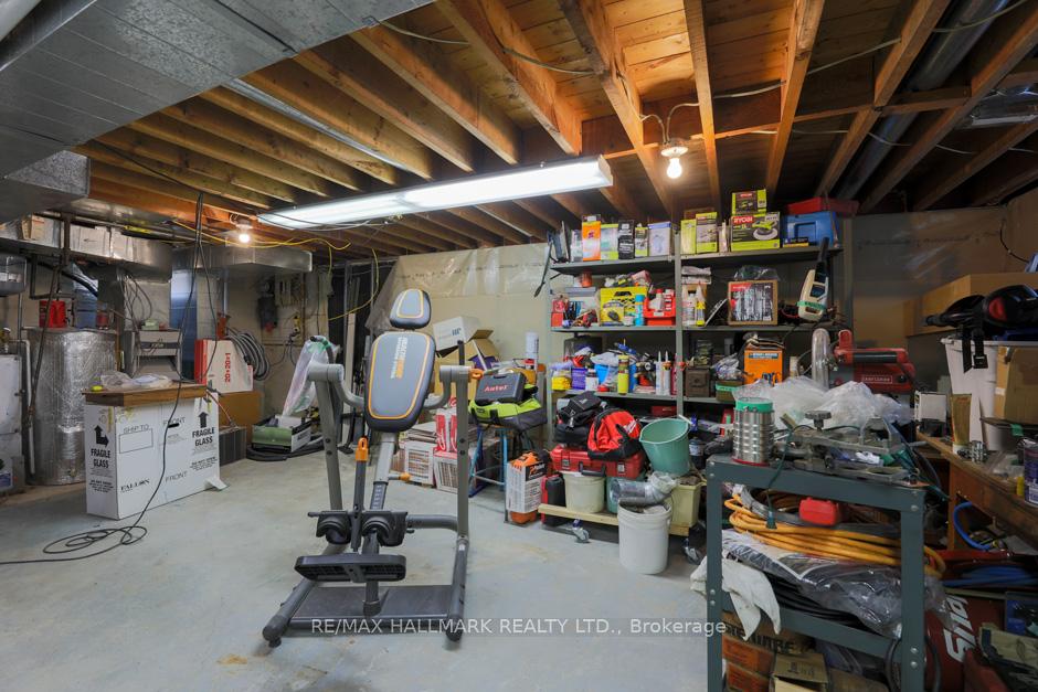 256 Tower Dr, Toronto, ON M1R3R1 | 3 Bedroom 2 Bathroom Detached House | Image 10