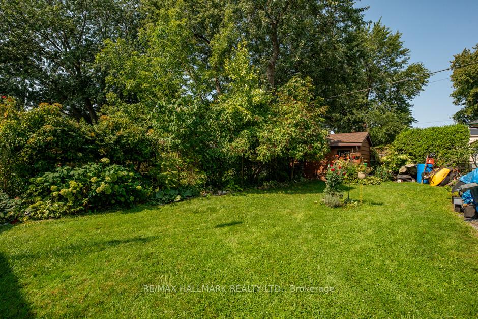 256 Tower Dr, Toronto, ON M1R3R1 | 3 Bedroom 2 Bathroom Detached House | Image 12