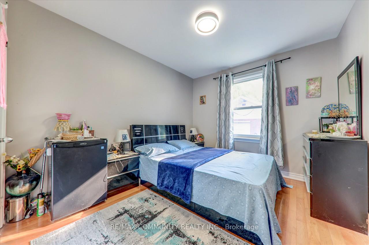 7 Princemere Cres, Toronto, ON M1R3W8 | 3 Bedroom 2 Bathroom Detached House | Image 16