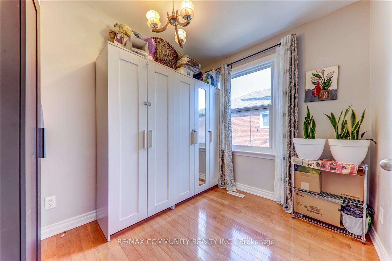 7 Princemere Cres, Toronto, ON M1R3W8 | 3 Bedroom 2 Bathroom Detached House | Image 18