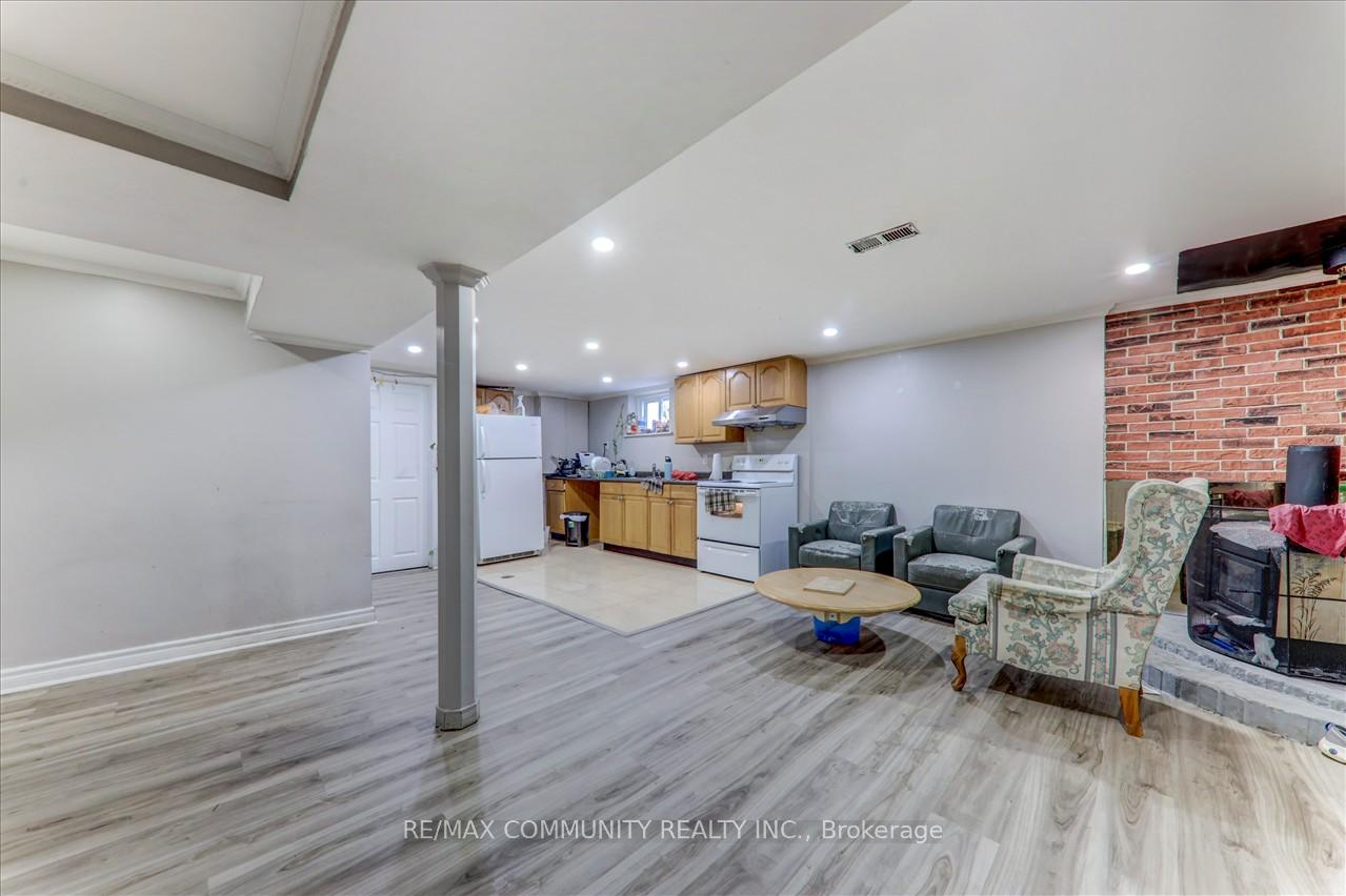 7 Princemere Cres, Toronto, ON M1R3W8 | 3 Bedroom 2 Bathroom Detached House | Image 23