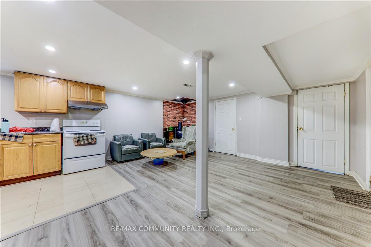 7 Princemere Cres, Toronto, ON M1R3W8 | 3 Bedroom 2 Bathroom Detached House | Image 24