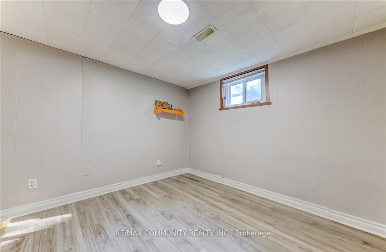 7 Princemere Cres, Toronto, ON M1R3W8 | 3 Bedroom 2 Bathroom Detached House | Image 26