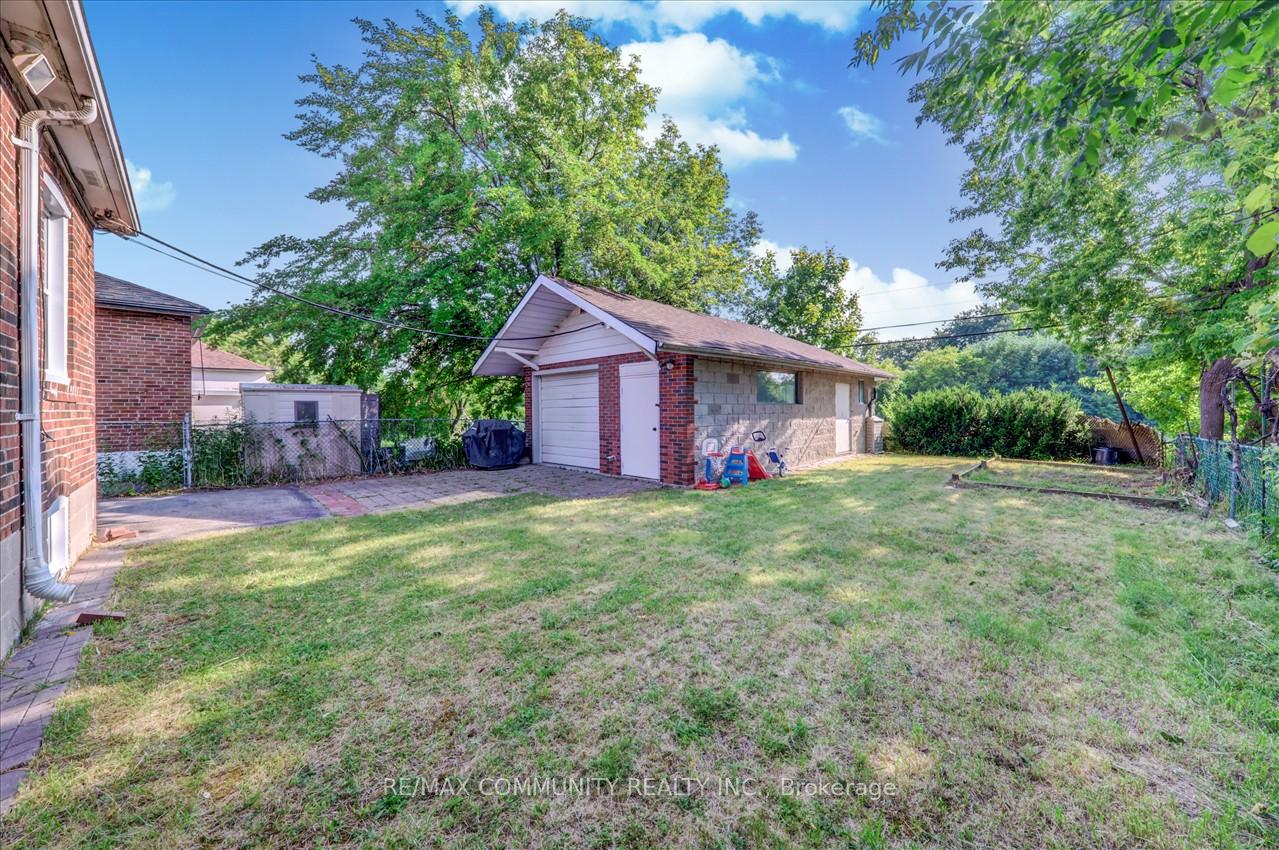 7 Princemere Cres, Toronto, ON M1R3W8 | 3 Bedroom 2 Bathroom Detached House | Image 32