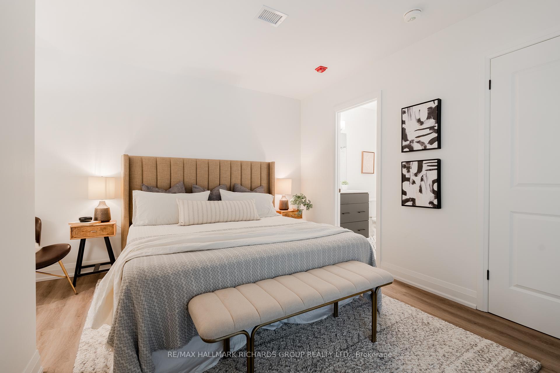 #106 - 1400 Kingston Rd, Toronto, ON M1N1R3 | 2 Bedroom 2 Bathroom Condo Apt | Image 11