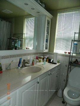 52 Inniswood Dr, Toronto, ON M1R1E5 | 3 Bedroom 2 Bathroom Detached House | Image 4