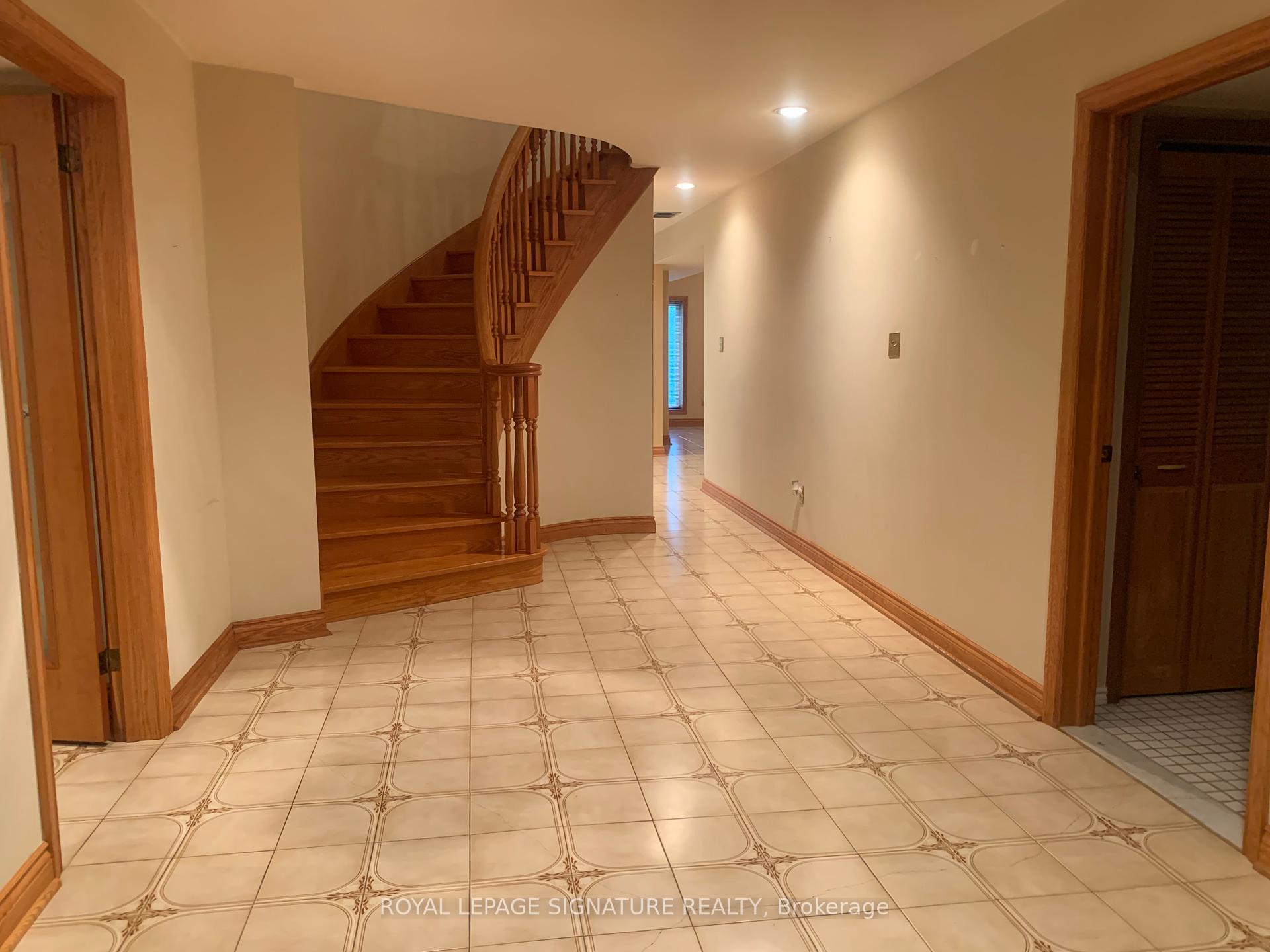 450 O'Connor Dr, Toronto, ON M4J2W6 | 4 Bedroom 5 Bathroom Detached House | Image 16