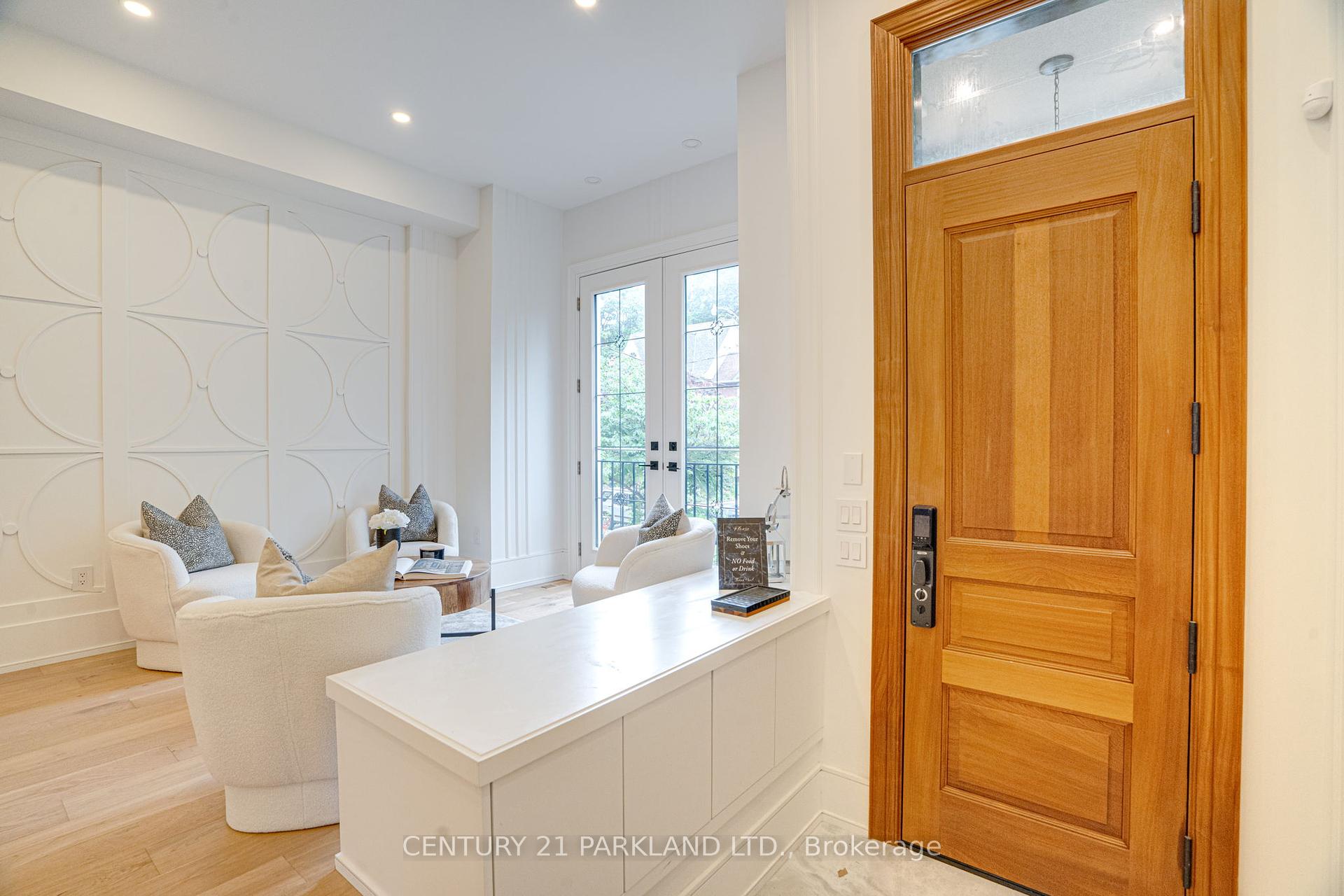 44 Waverley Rd, Toronto, ON M4L3T1 | 4 Bedroom 5 Bathroom Detached House | Image 10