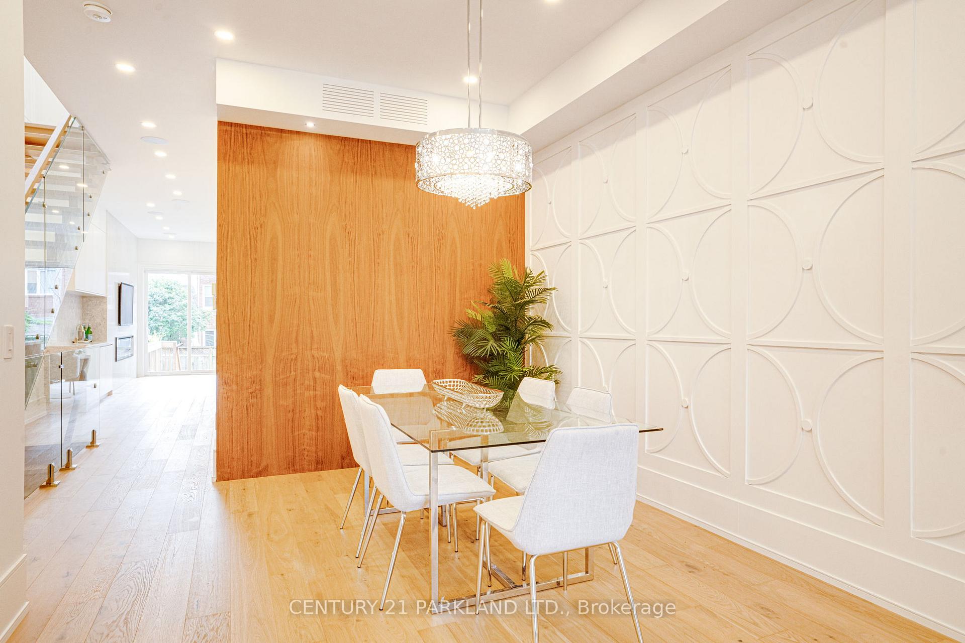 44 Waverley Rd, Toronto, ON M4L3T1 | 4 Bedroom 5 Bathroom Detached House | Image 14