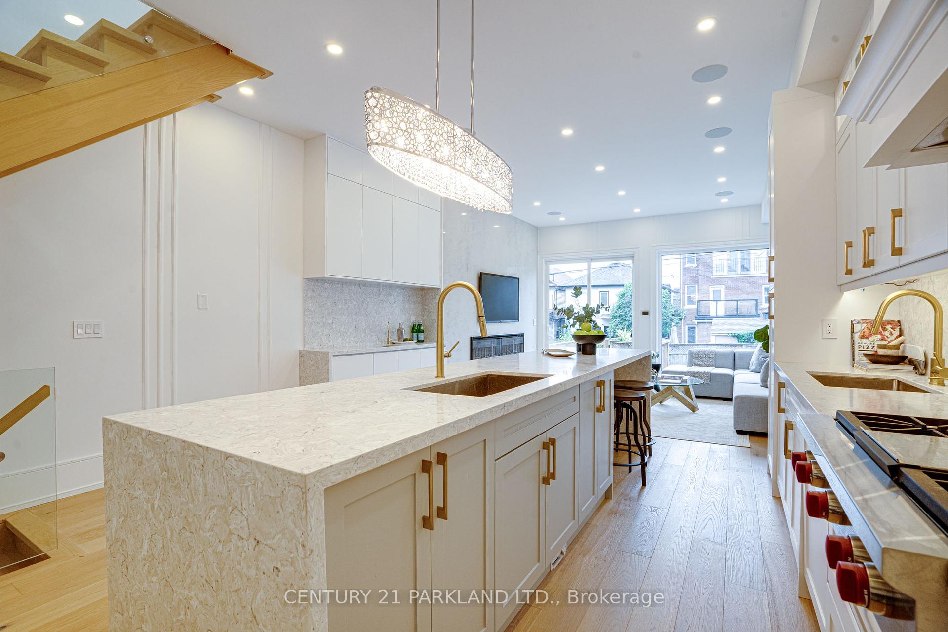 44 Waverley Rd, Toronto, ON M4L3T1 | 4 Bedroom 5 Bathroom Detached House | Image 17