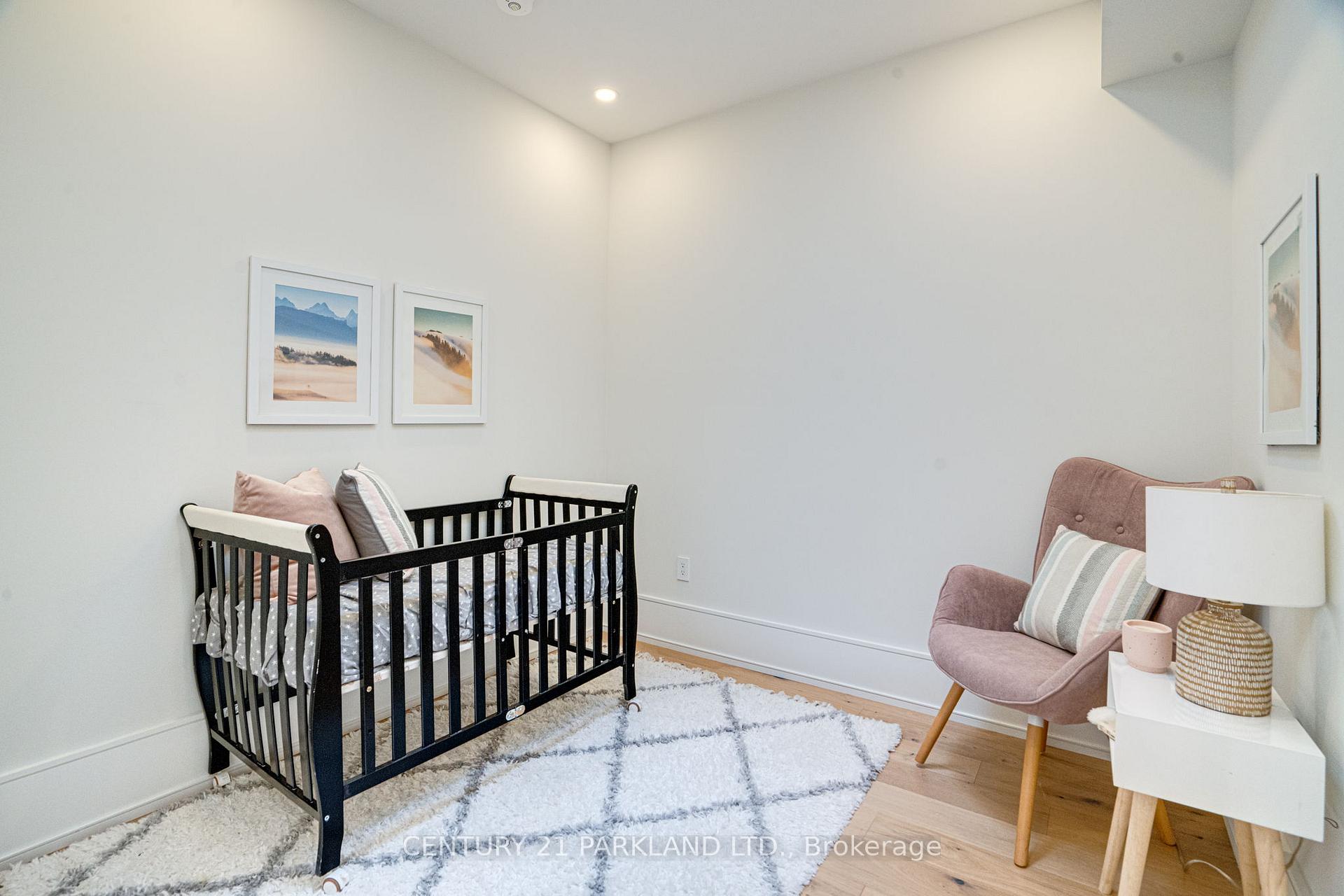 44 Waverley Rd, Toronto, ON M4L3T1 | 4 Bedroom 5 Bathroom Detached House | Image 37