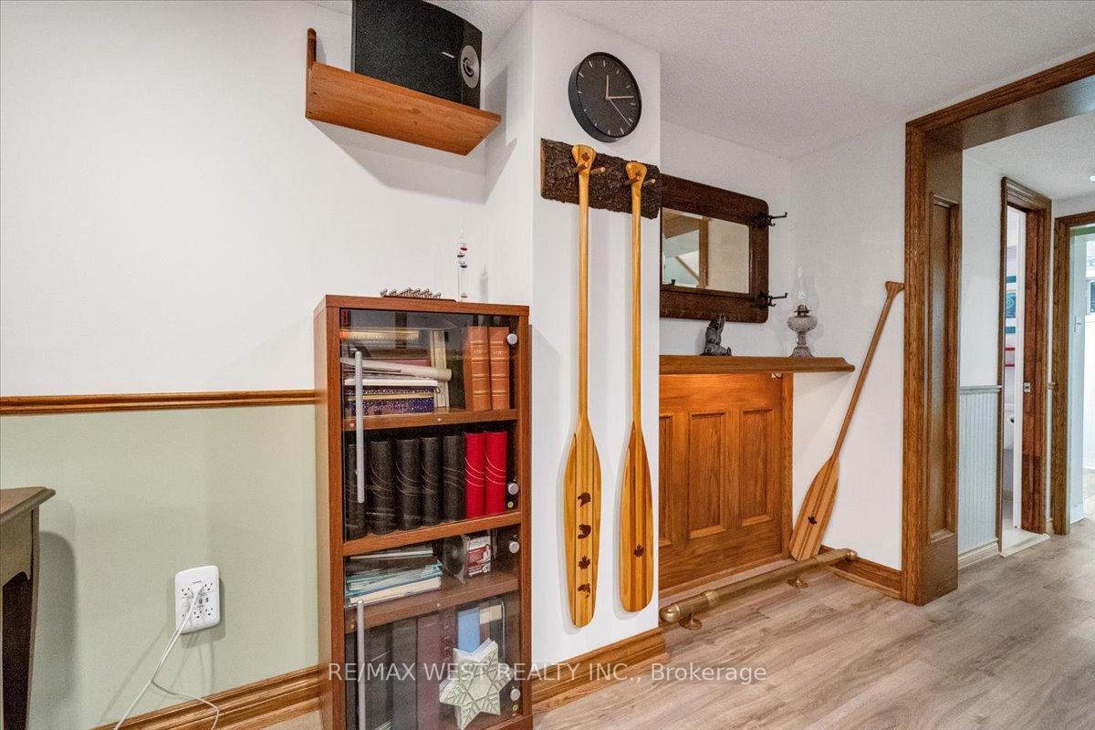 254 Confederation Dr, Toronto, ON M1G1B5 | 3 Bedroom 2 Bathroom Detached House | Image 20