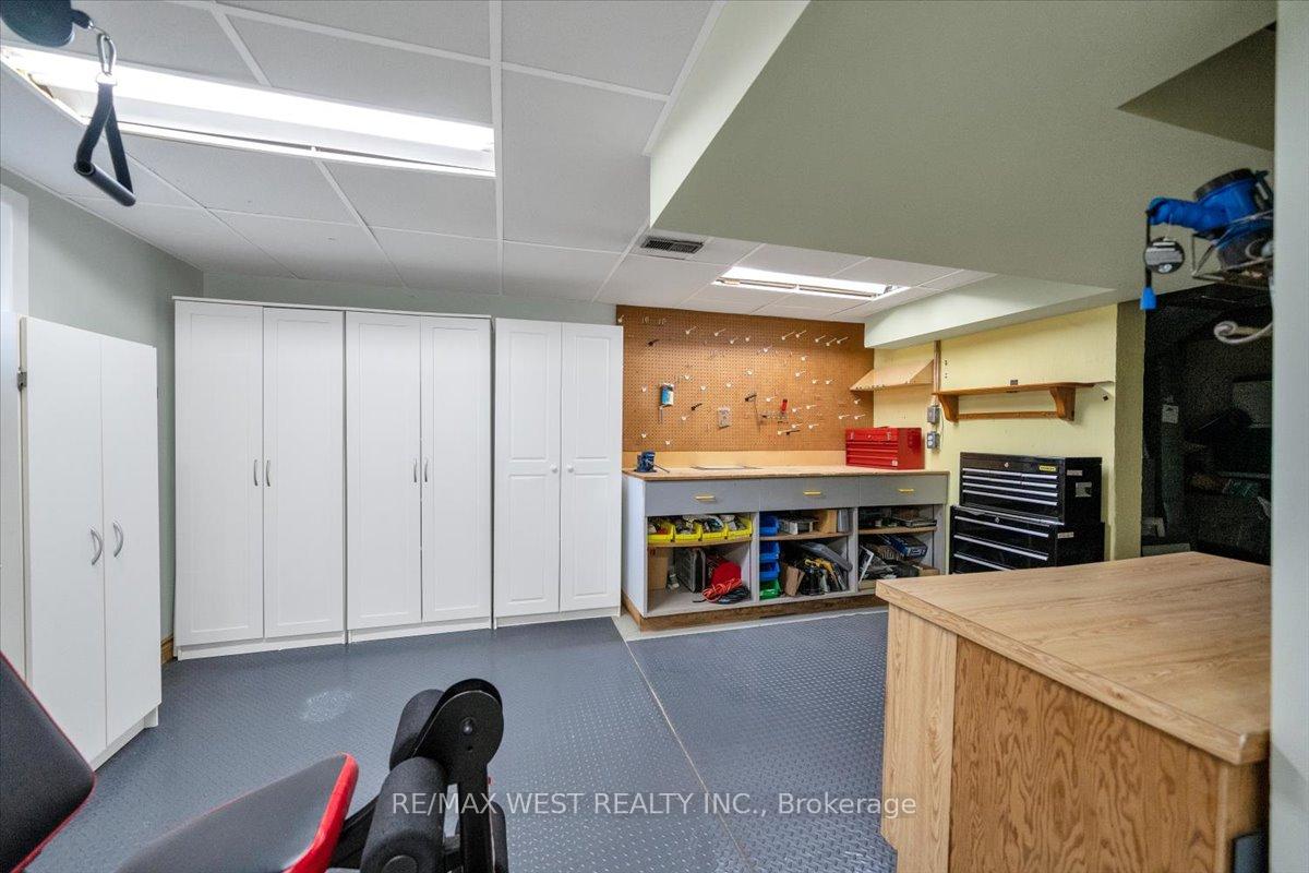 254 Confederation Dr, Toronto, ON M1G1B5 | 3 Bedroom 2 Bathroom Detached House | Image 28