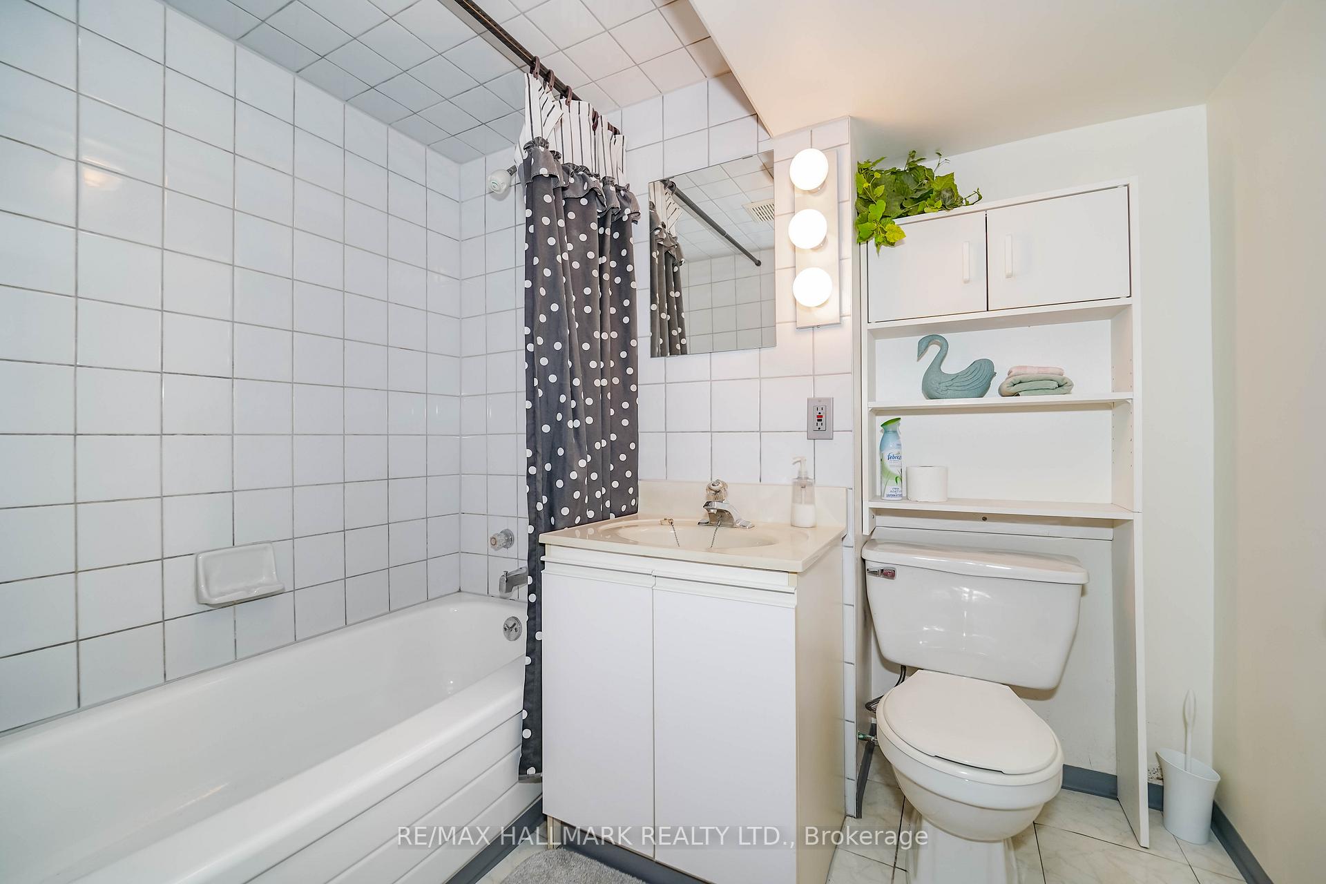 44 Budea Cres, Toronto, ON M1R4V4 | 3 Bedroom 2 Bathroom Detached House | Image 27