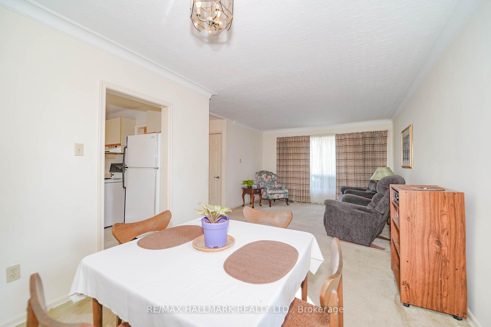 44 Budea Cres, Toronto, ON M1R4V4 | 3 Bedroom 2 Bathroom Detached House | Image 8