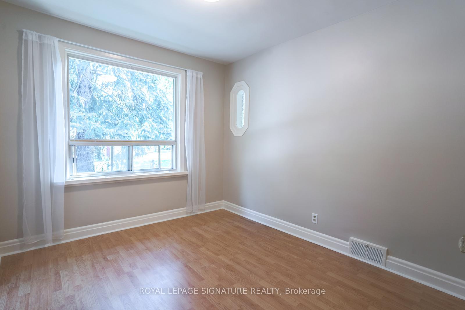 15 Inniswood Dr, Toronto, ON M1R1E4 | 3 Bedroom 2 Bathroom Detached House | Image 13