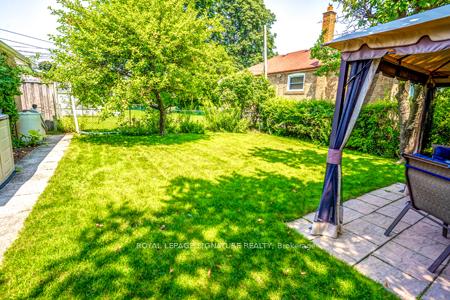 15 Inniswood Dr, Toronto, ON M1R1E4 | 3 Bedroom 2 Bathroom Detached House | Image 26